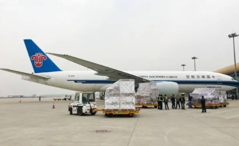 琼中昆明机场物流助力鲜花输送全国